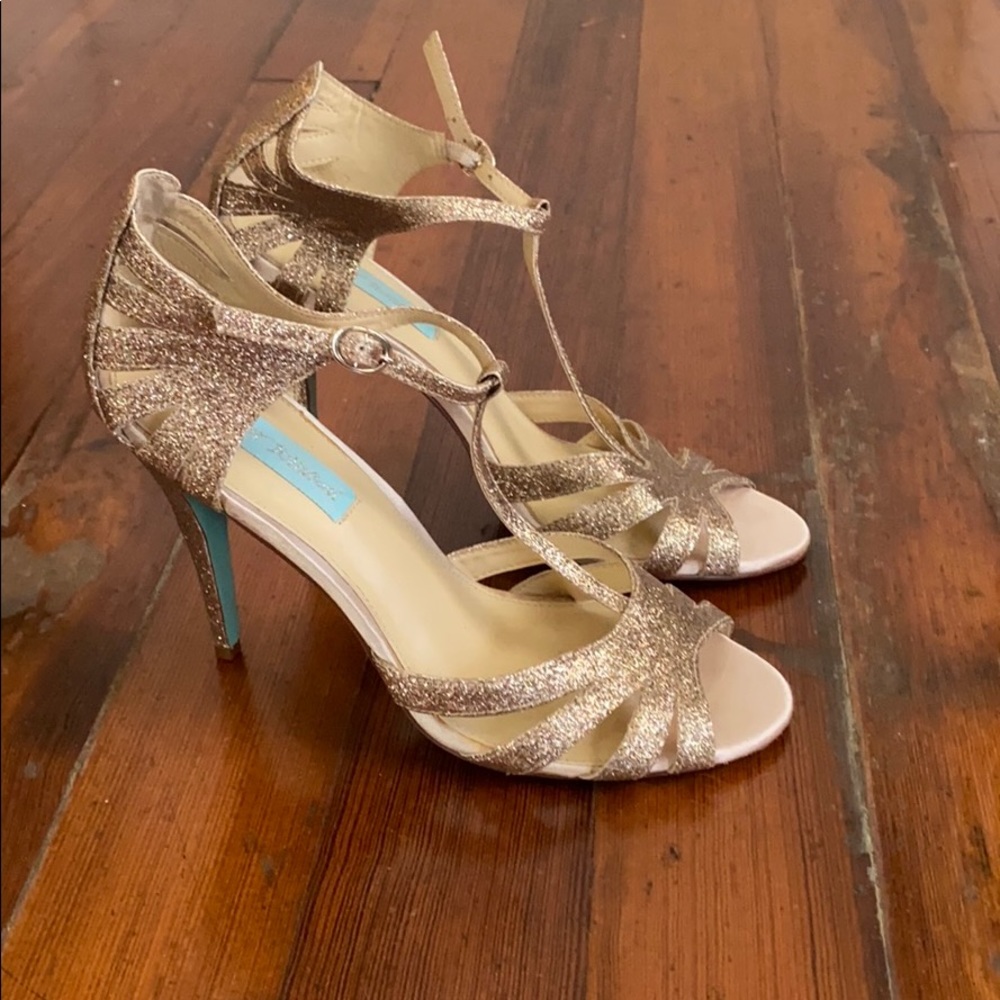 Betsy Johnson Gold Heels